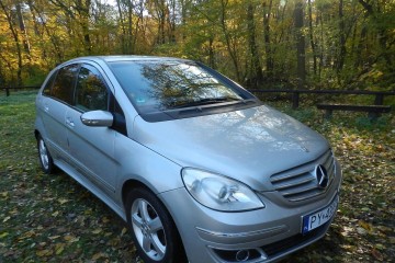 śliczny praktyczny AUTOMAT 1,7 bez rdzy. Zarejestrowany