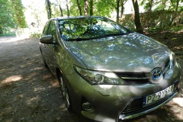HYBRYDA bardzo bogato wyposażona PEWNY PRZEBIEG